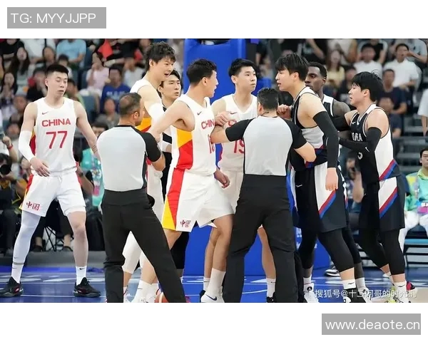 激烈对决：韩国男篮挑战中国队争夺亚洲篮球赛冠军荣耀